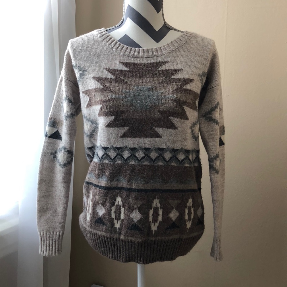 ✨AE 🦅 sweater✨